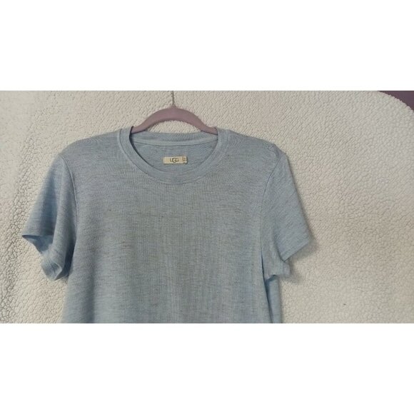 Ugg Women's Short Sleeve Robins Egg Blue TShirt Top Size Small Tee Multi Color - Picture 8 of 14